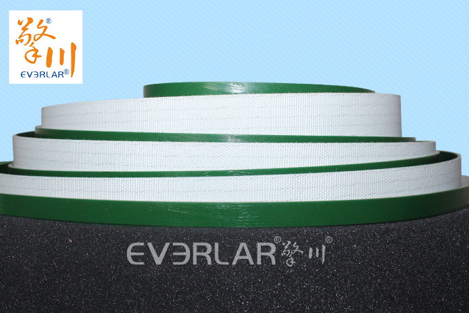 綠色PVC輸送帶加黑色泡棉耐磨防靜電抗壓強(qiáng)度高工業(yè)皮帶