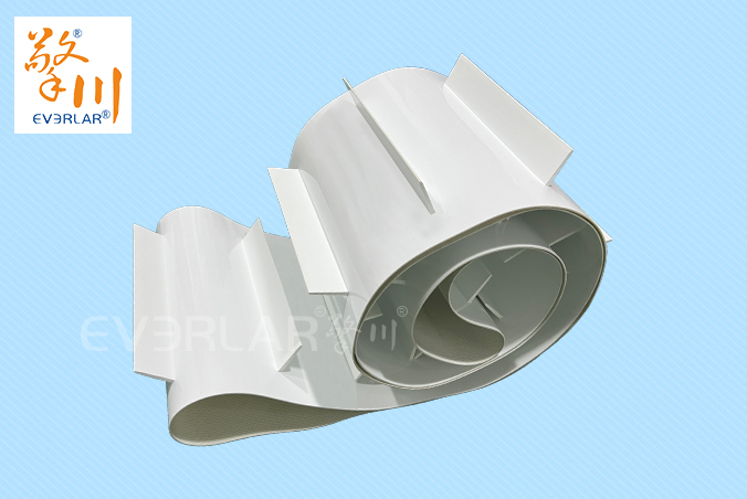 白色PU食品級輸送帶加擋板耐磨耐油食品包裝電子分揀線提升機(jī)皮帶定制