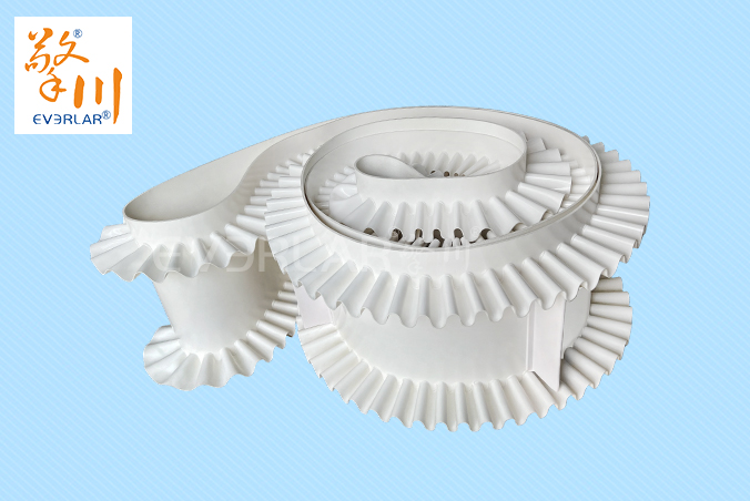 白色PVC輸送帶加擋板裙邊耐磨防側漏食品包裝機提升機輸送流水線皮帶