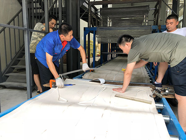 現(xiàn)場接駁 現(xiàn)場接駁